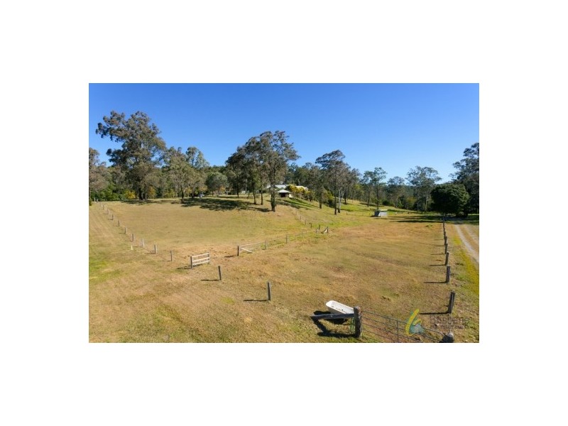 558 Grandview Rd, Pullenvale QLD 4069