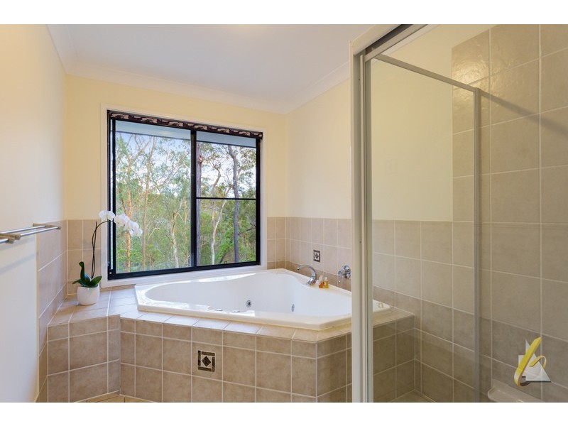 30 Lilly Pilly Road, Pullenvale QLD 4069