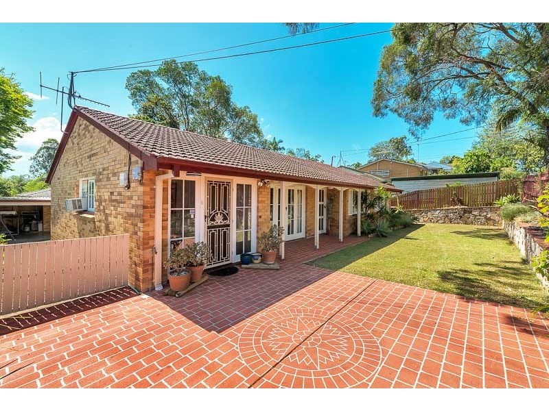 85 Marshall Lane, Kenmore QLD 4069