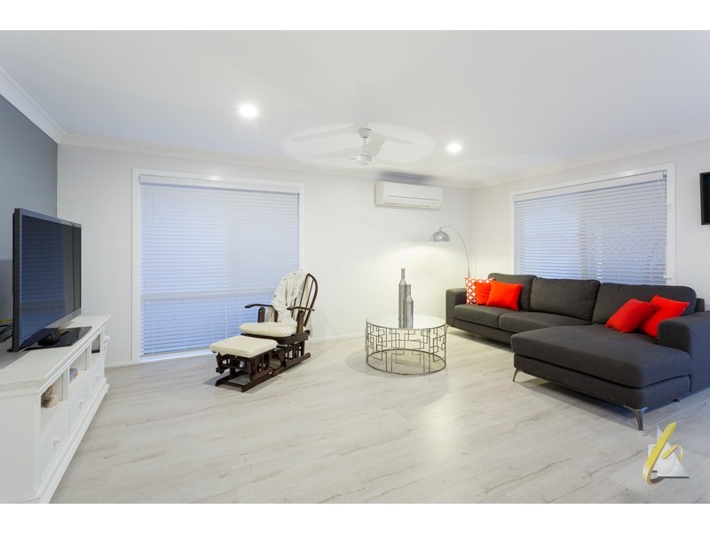 90 Collins Street, Collingwood Park QLD 4301