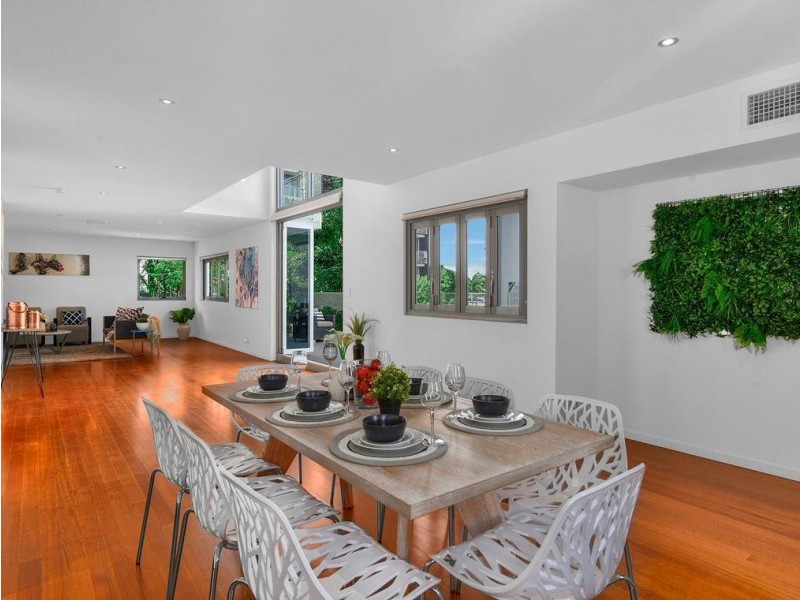 2/69 Kingsholme Street, New Farm QLD 4005