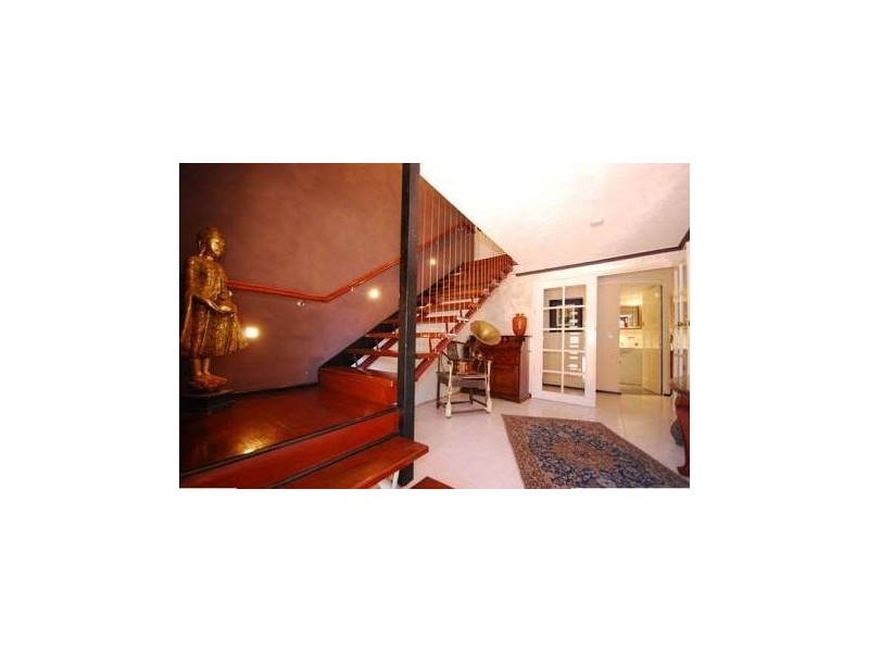 11 Ijong Street, Kenmore QLD 4069