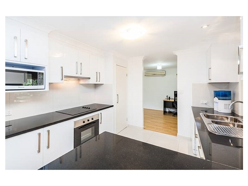 86 Edenlea Drive, Meadowbrook QLD 4131