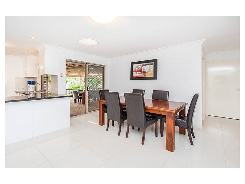 86 Edenlea Drive, Meadowbrook QLD 4131