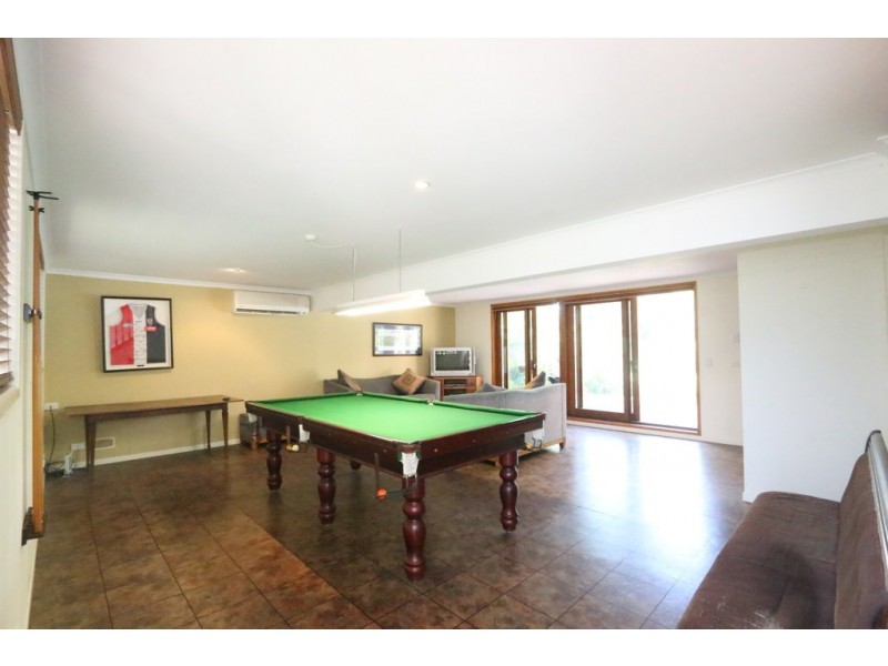 65 Aberfoyle Street, Kenmore QLD 4069