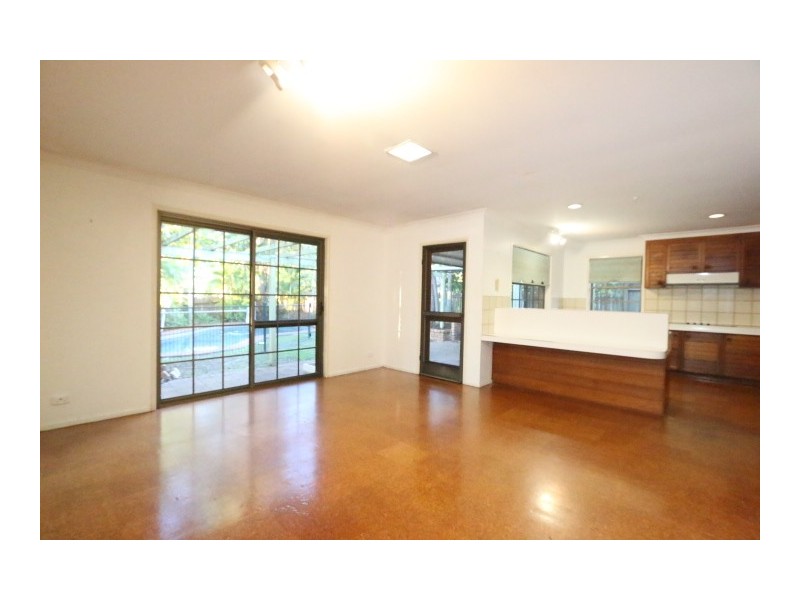2 Nankin Street, Fig Tree Pocket QLD 4069