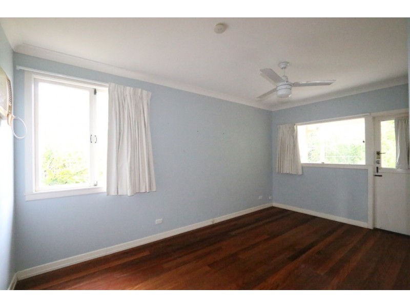 9 Pullenvale Road, Pullenvale QLD 4069