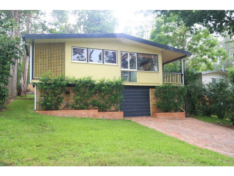 73 Moordale Street, Chapel Hill QLD 4069