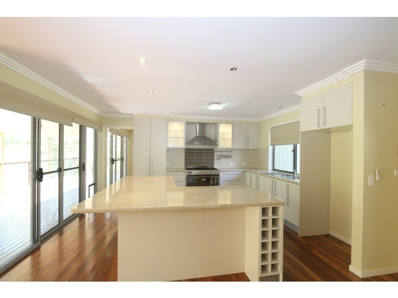 372 George Holt Drive, Mount Crosby QLD 4306