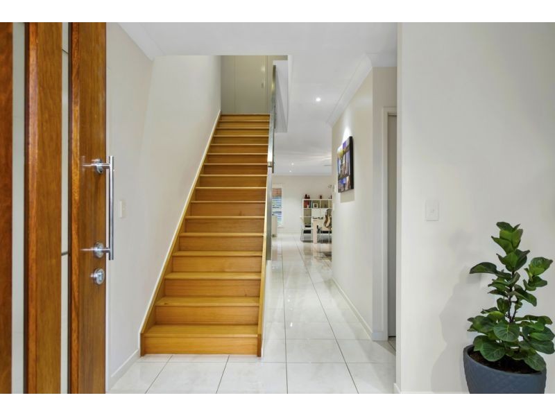 21 Pamphlett Street, Oxley QLD 4075