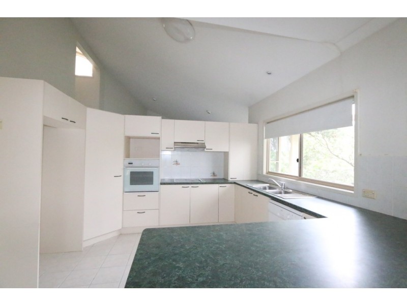 496 Fig tree pocket, Fig Tree Pocket QLD 4069