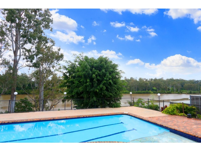57 Mt Ommaney Drive, Jindalee QLD 4074