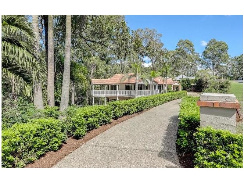 109 Tinarra Crecent, Kenmore Hills QLD 4069