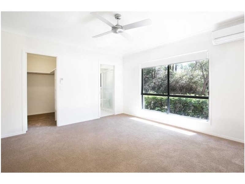 109 Tinarra Crecent, Kenmore Hills QLD 4069