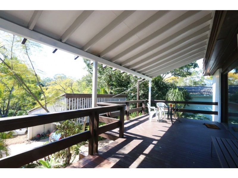 21 Akuna Street, Kenmore QLD 4069