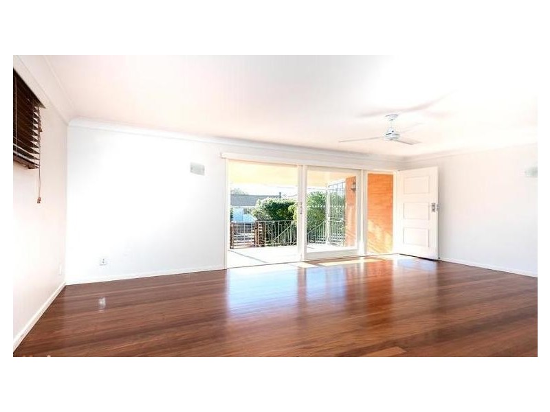 1 Currong Street, Kenmore QLD 4069