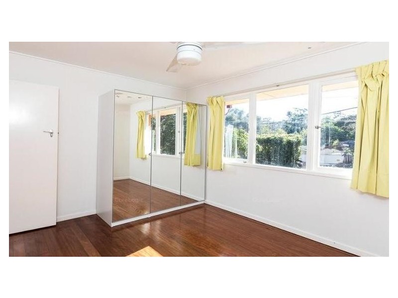 1 Currong Street, Kenmore QLD 4069