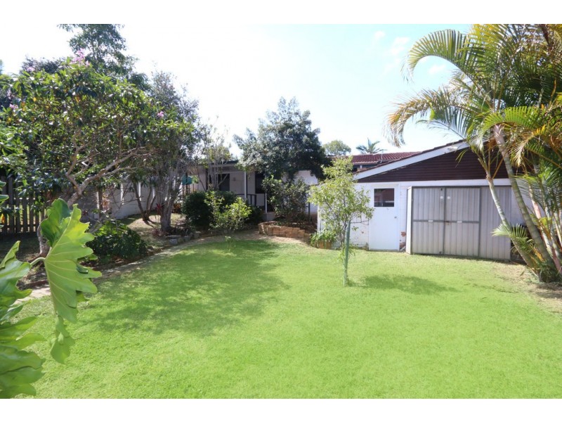 22 Moondarra Street, Chapel Hill QLD 4069