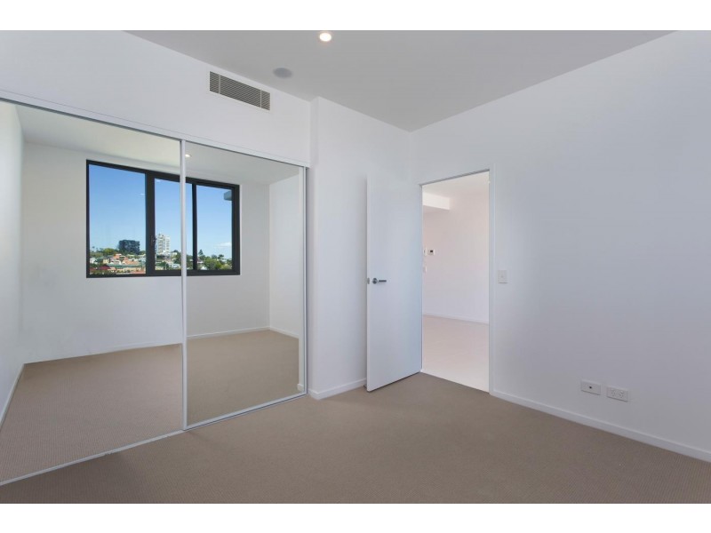 706/32 Russell Street, South Brisbane QLD 4101