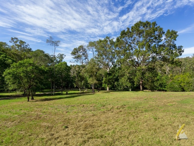 501 Gold Creek Road, Brookfield QLD 4069
