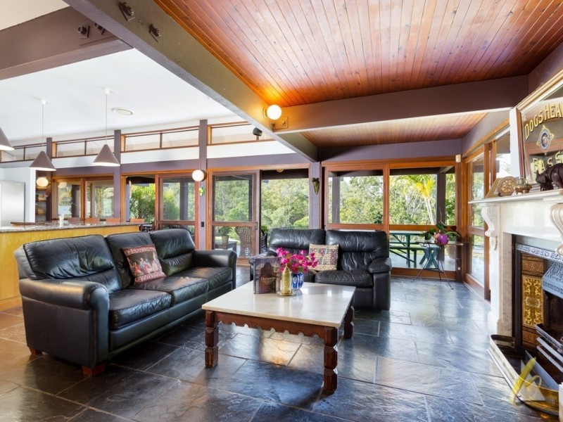 501 Gold Creek Road, Brookfield QLD 4069