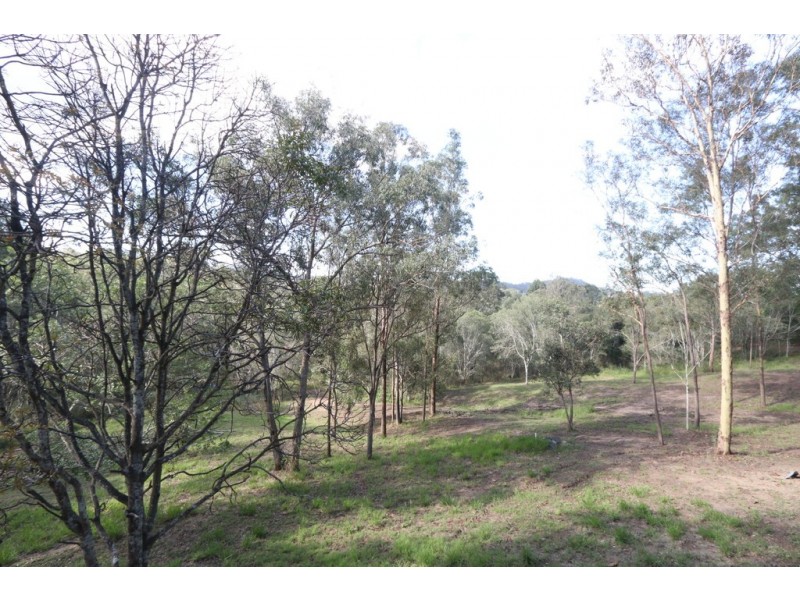 447 Grandview Road, Pullenvale QLD 4069