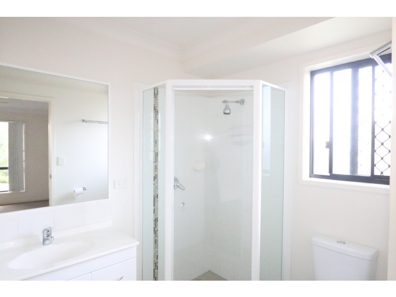 4 Patricius Place, Augustine Heights QLD 4300