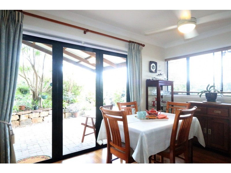 45 Euree Street, Kenmore QLD 4069