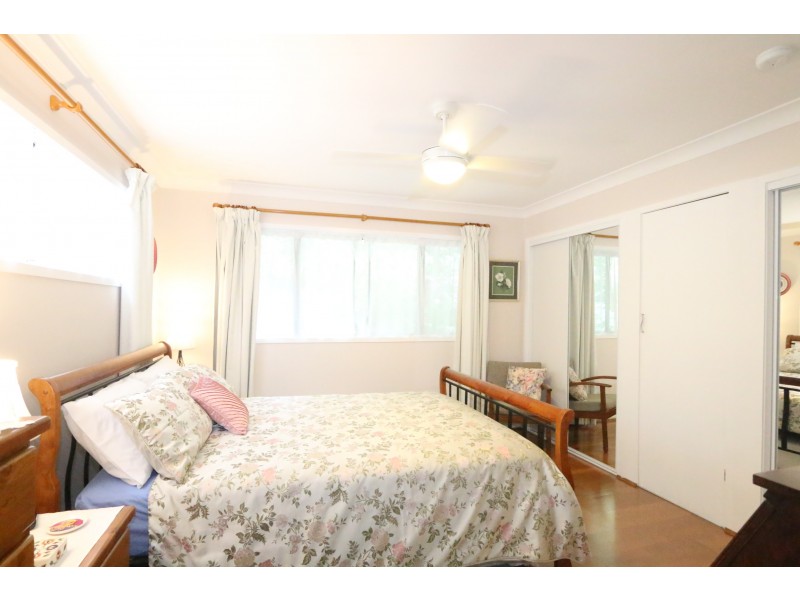 45 Euree Street, Kenmore QLD 4069