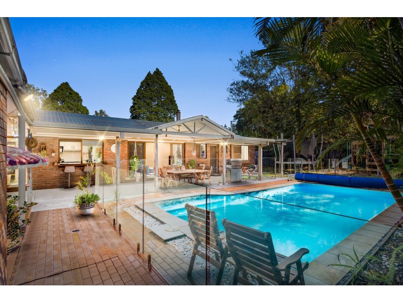 21 Valleybrook Street, Kenmore Hills QLD 4069