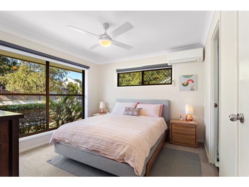 21 Valleybrook Street, Kenmore Hills QLD 4069