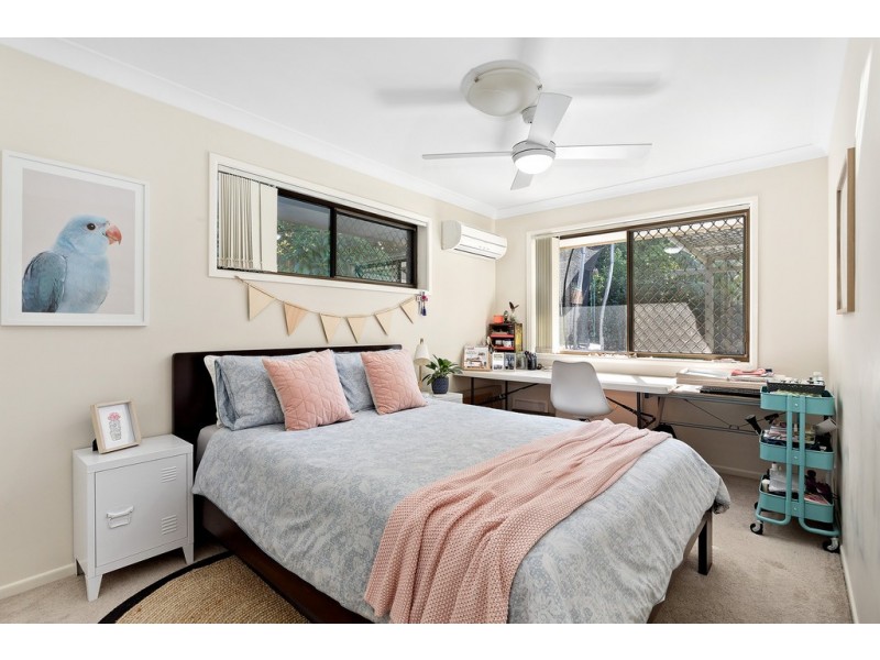 21 Valleybrook Street, Kenmore Hills QLD 4069