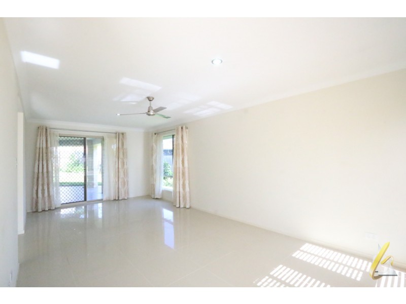 126 Beaufort Crescent, Moggill QLD 4070