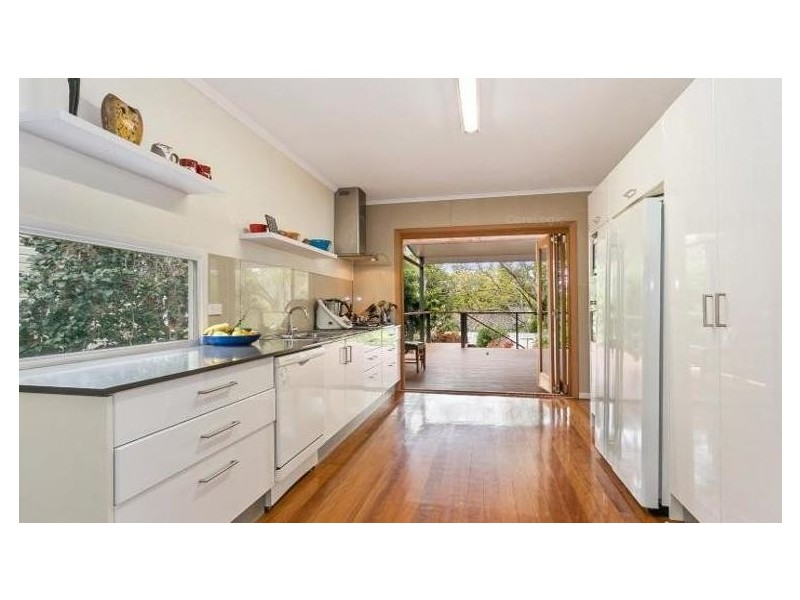 38 Currong Street, Kenmore QLD 4069