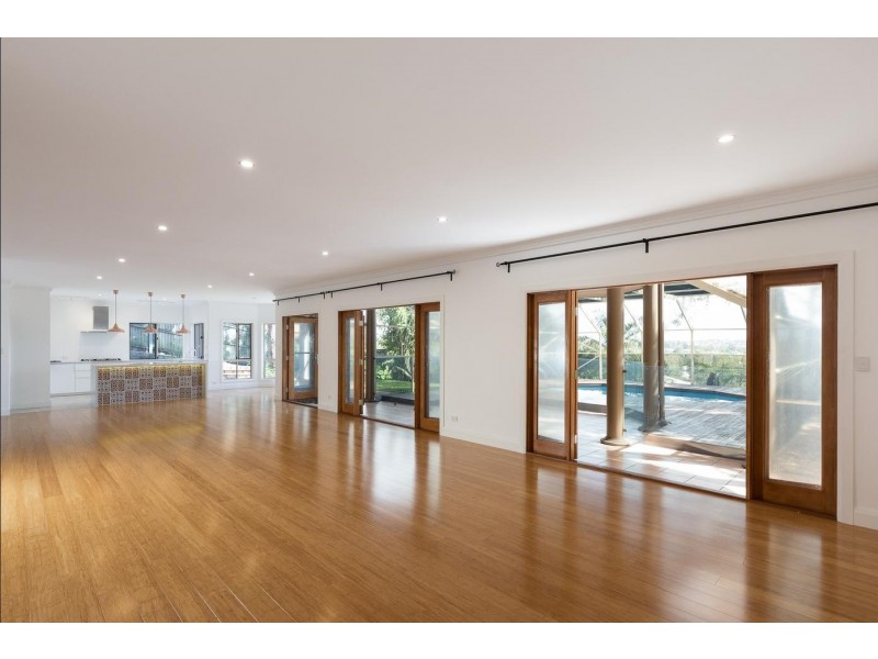 273 Kenmore Road, Fig Tree Pocket QLD 4069