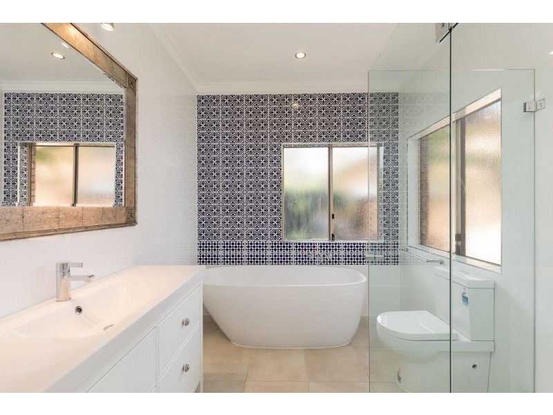 273 Kenmore Road, Fig Tree Pocket QLD 4069