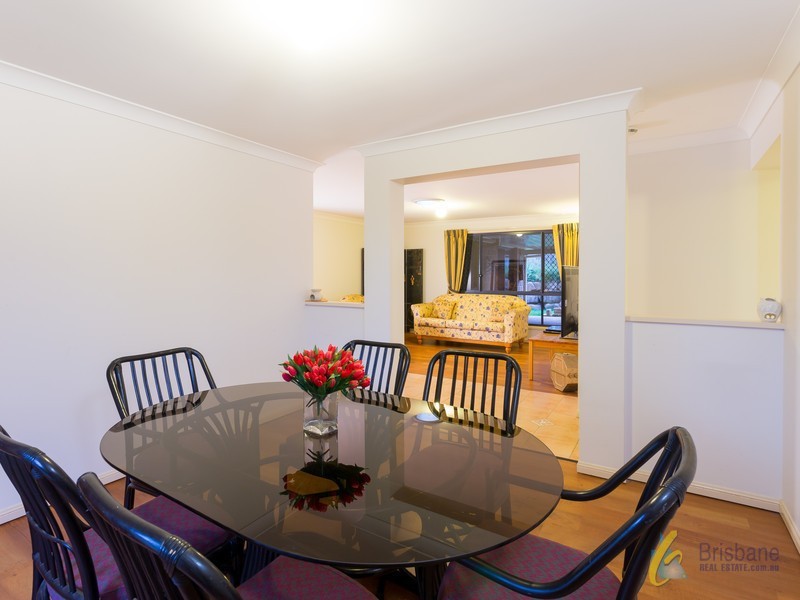 33 Ascot Av, Forest Lake QLD 4078