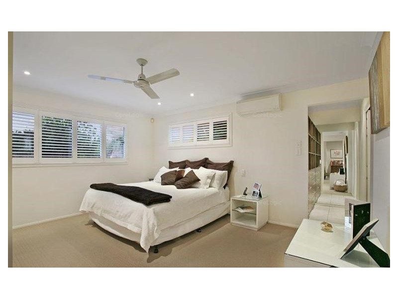 67 Edson Street, Kenmore QLD 4069