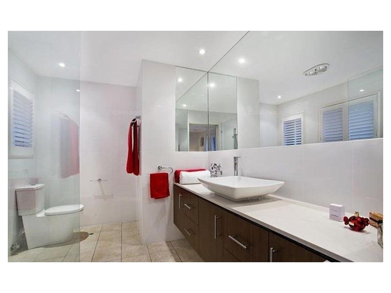 67 Edson Street, Kenmore QLD 4069