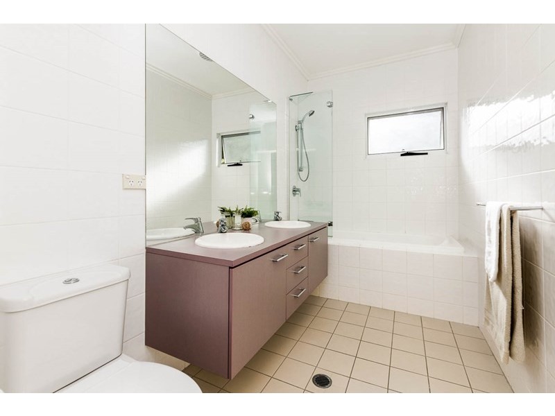 63/28 Amazons Place, Sinnamon Park QLD 4073