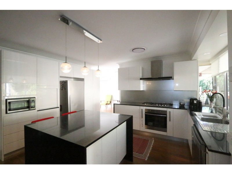 39 Gabwina Street, Fig Tree Pocket QLD 4069