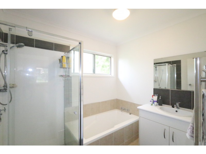 6 Devon Drive, Bellbird Park QLD 4300