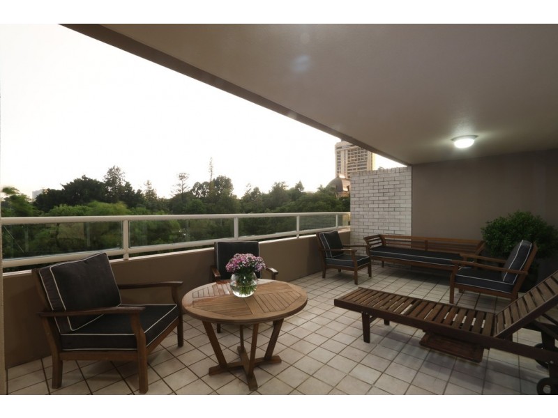 132 Alice Street, Brisbane City QLD 4000