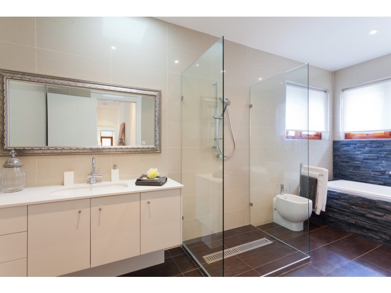 237 Westlake Drive, Westlake QLD 4074