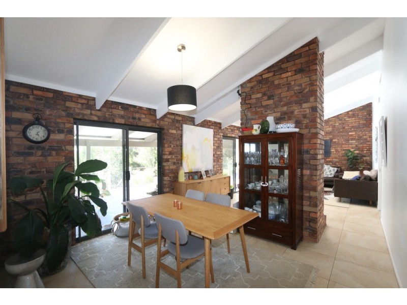 201 Grandview Road, Pullenvale QLD 4069