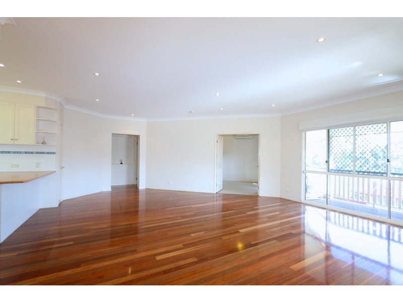 7 Amadeus Place, Westlake QLD 4074