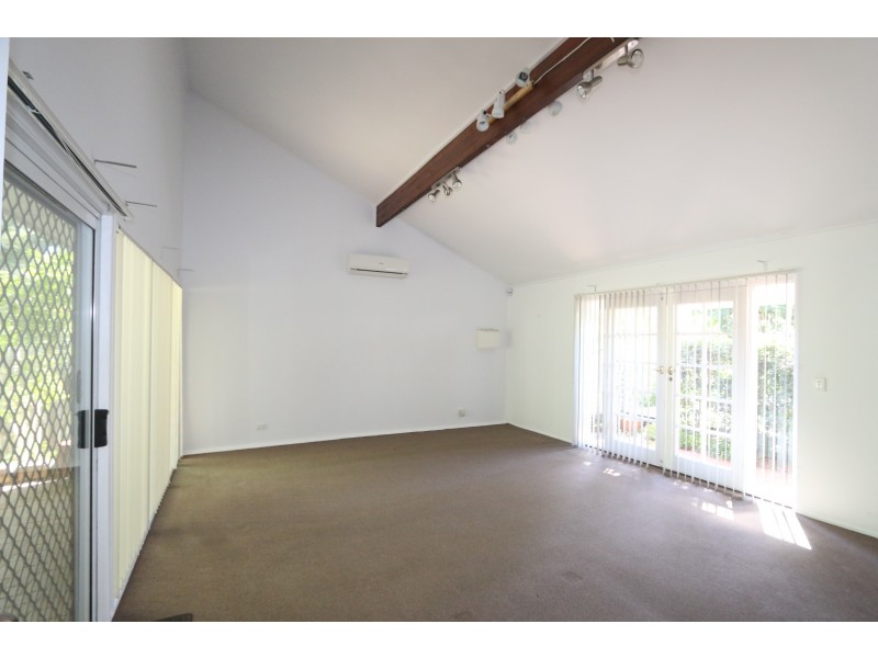 90 Essendon Road, Anstead QLD 4070