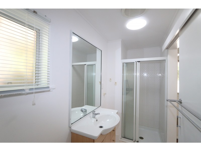 90 Essendon Road, Anstead QLD 4070