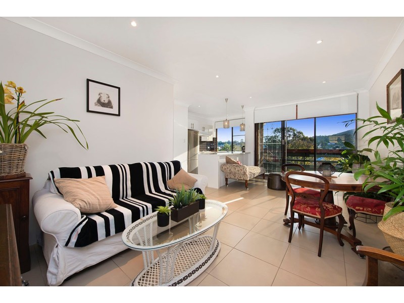 41 Goldsbrough Rd, Taringa QLD 4068