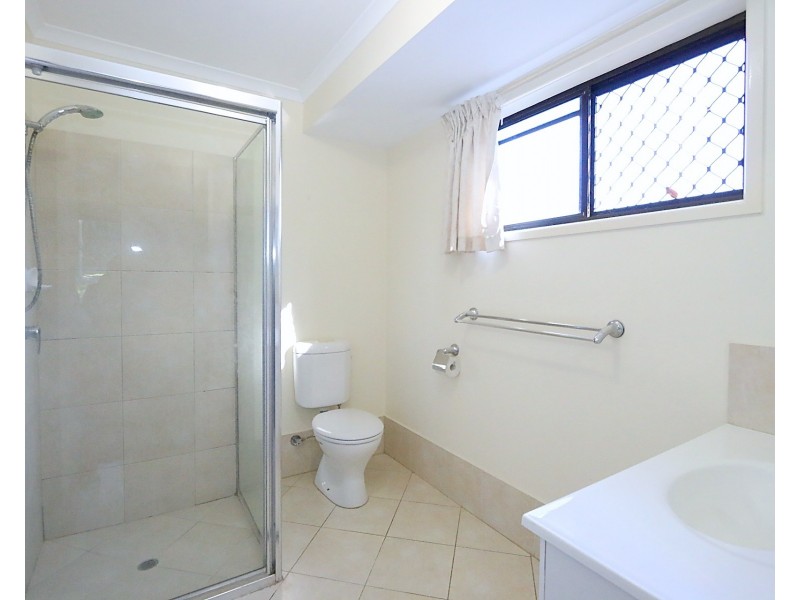 31 Wyndarra Street, Kenmore QLD 4069